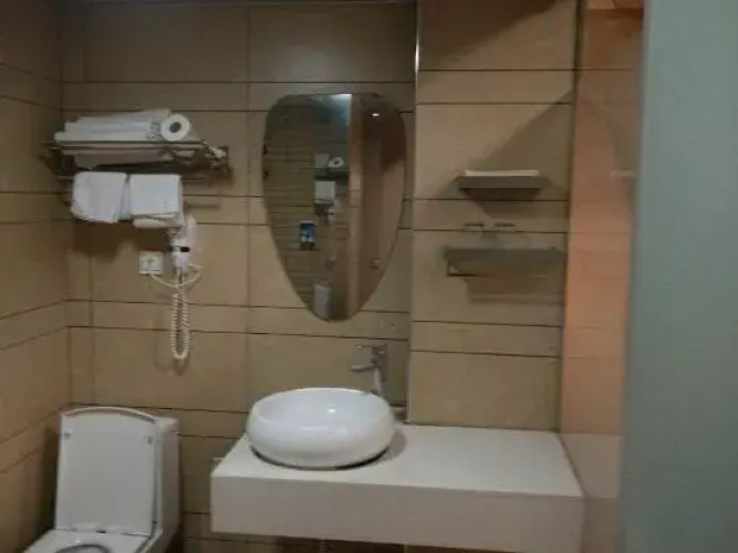 Changcheng Hotel
