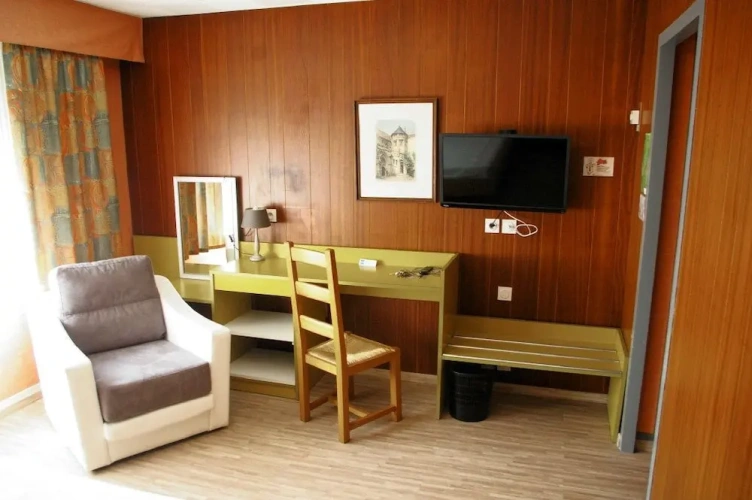 Standard Double room with view