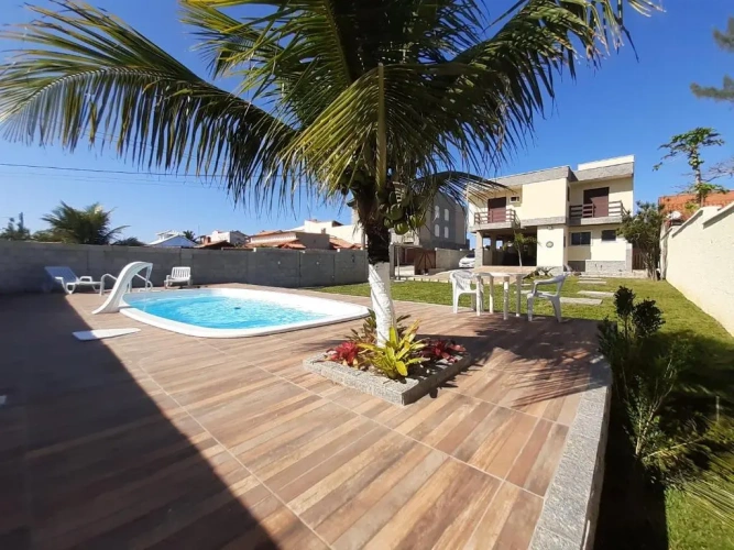 4 Bedrooms Cottage