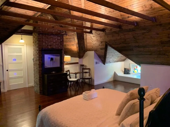 2 Bedrooms Suite