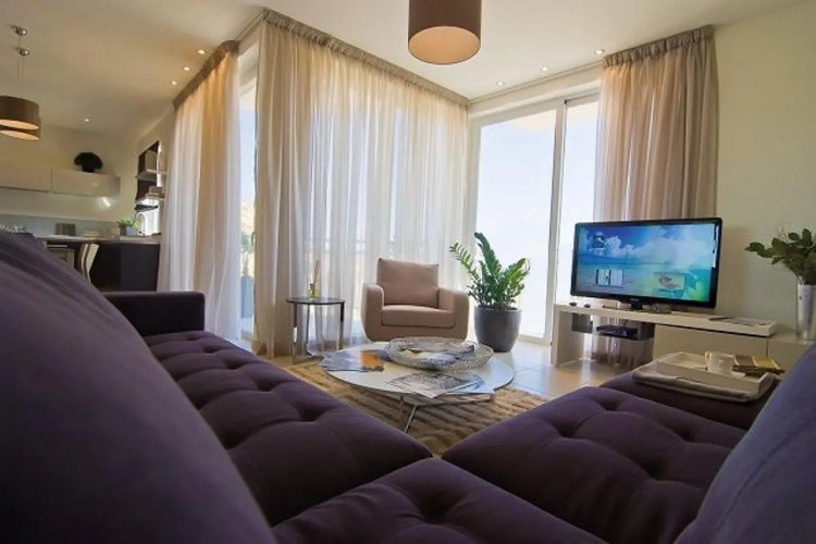 Hillock Residence Apartments