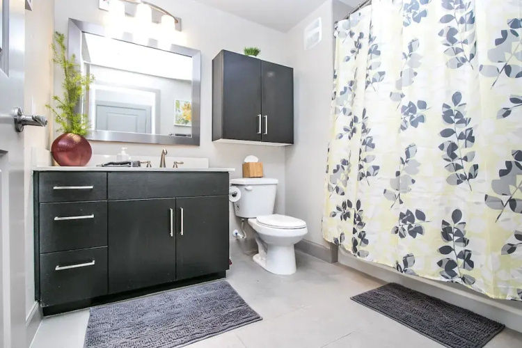 Rooftop Pool-Close 2 Shops-Dining-C4419