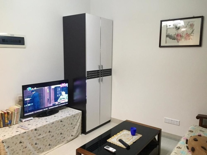 Yujiahui Characteristic Theme Apartment