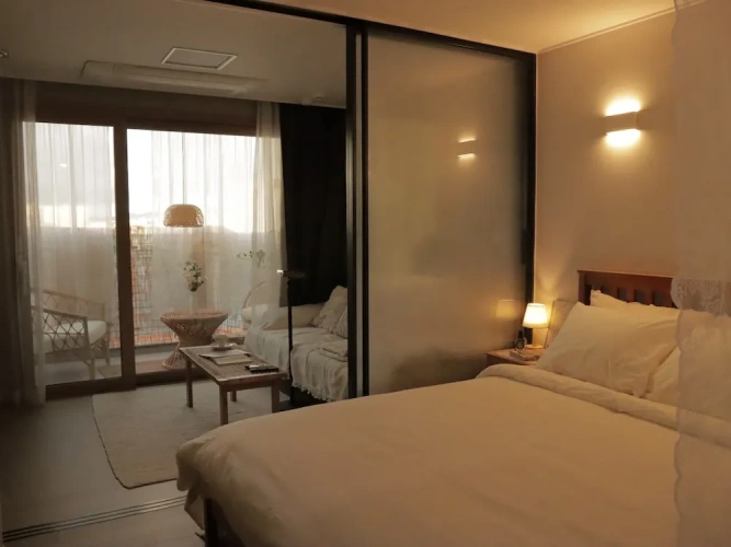 Deluxe Apartment