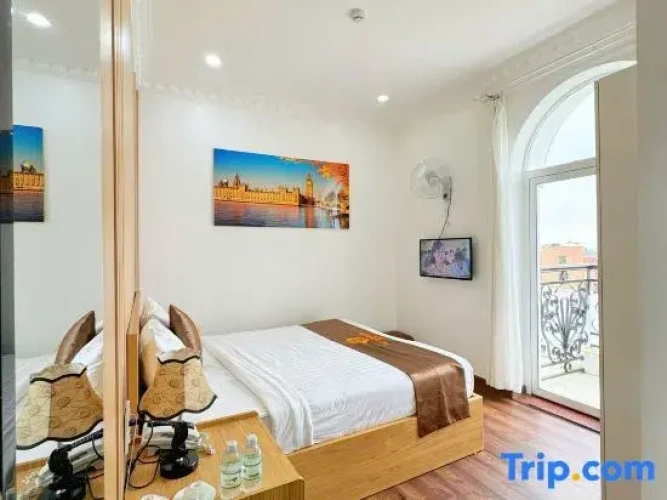 Deluxe Double room with balcony