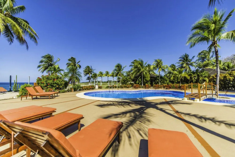 Hotel Iguanazul
