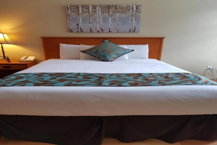 Sunset Mountain Inn and Spa