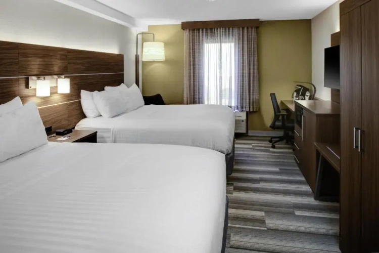 Standard Twin room