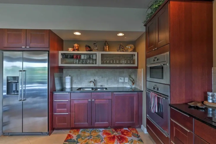 4 Bedrooms Cottage
