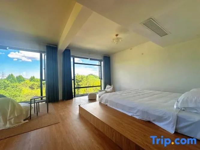 Standard Double room with sunrise view