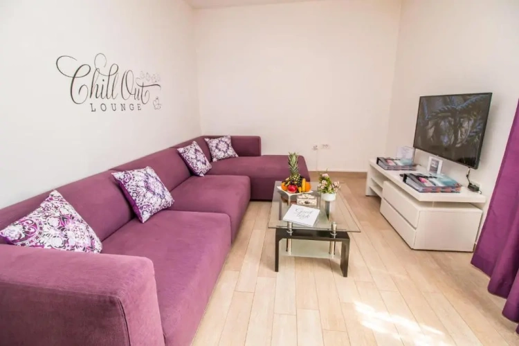1 Bedroom Apartment with balcony