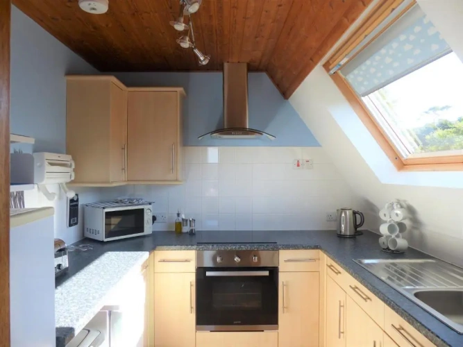2 Bedrooms Cottage