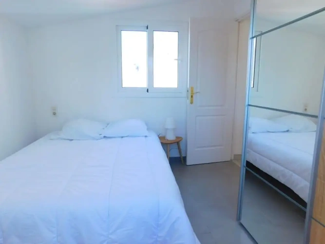 2 Bedrooms Cottage