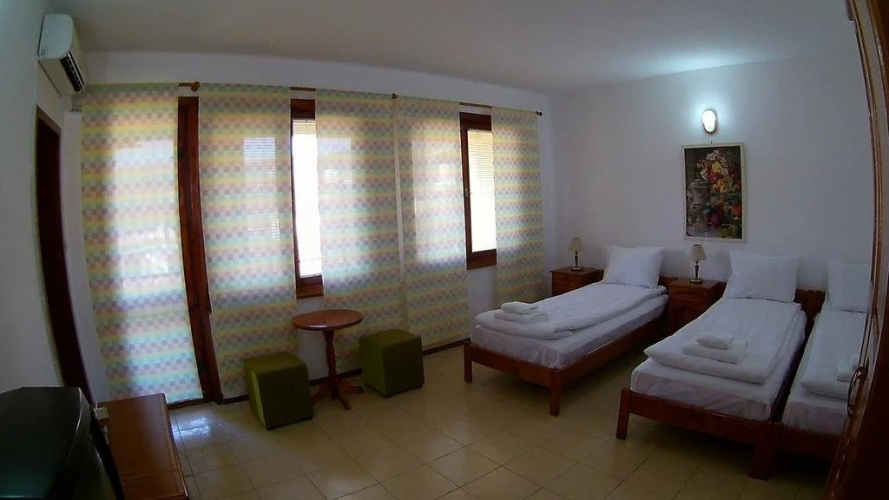 Hotel Alex