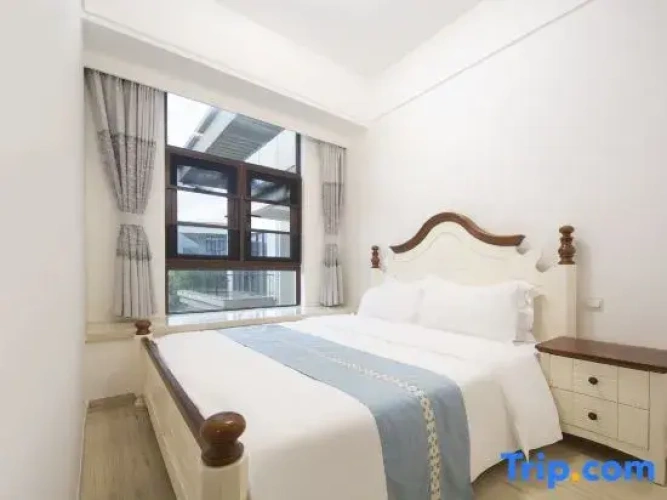 1 Bedroom Deluxe Suite