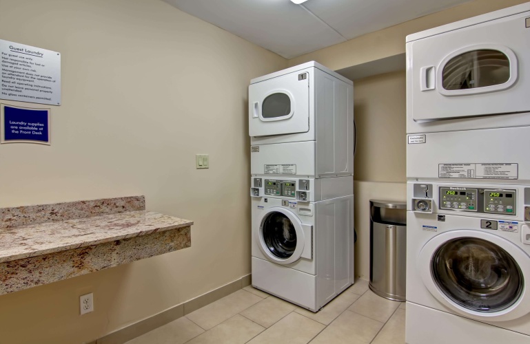 Best Western Plus Toronto North York Hotel & Suites photo 27