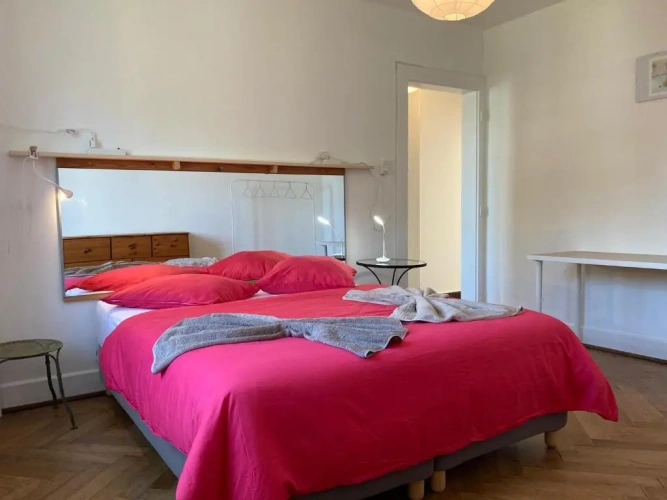 2 Bedrooms Apartment
