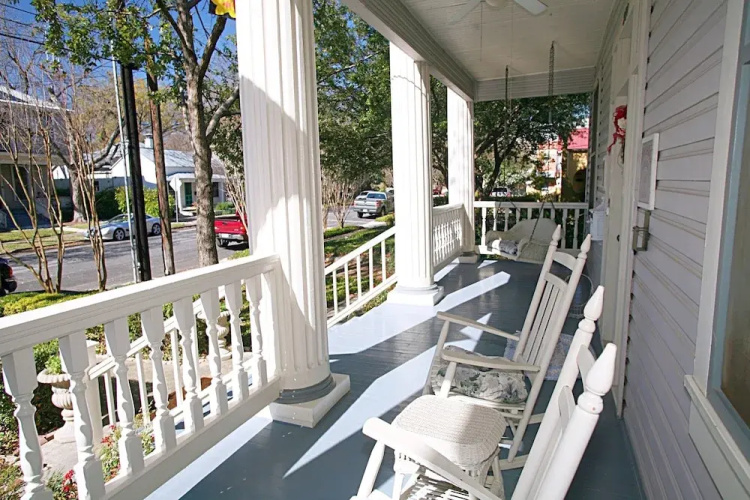 Brackenridge House Bed & Breakfast