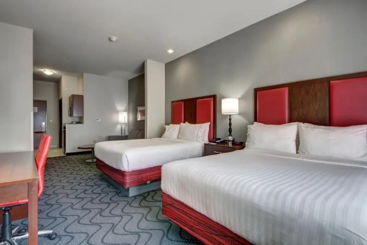 Quadruple Suite
