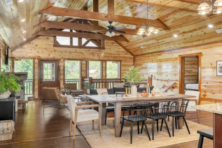 Ridge View by Avantstay15mins From Pigeon Forge w/ Pavilion, Indoor Pool & Hot Tub!