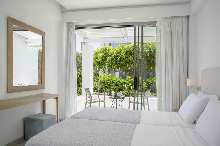 Maritimo Beach Hotel photo 8