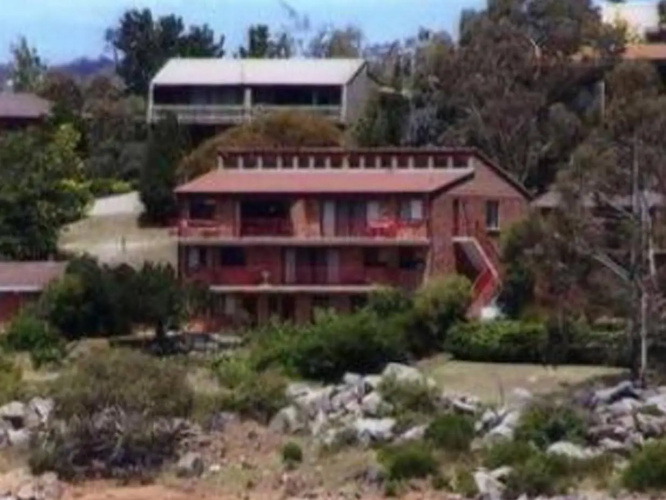 Pontis Lodge