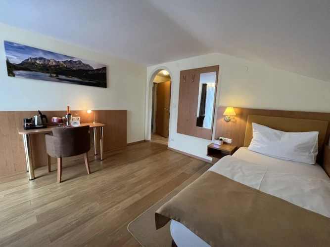 Comfort Single room with balcony