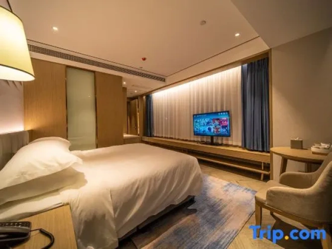 Standard Double room with view