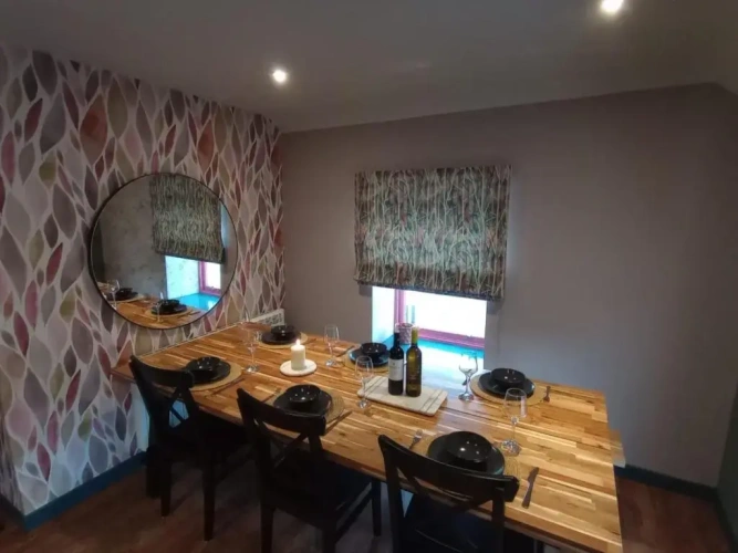 3 Bedrooms Apartment