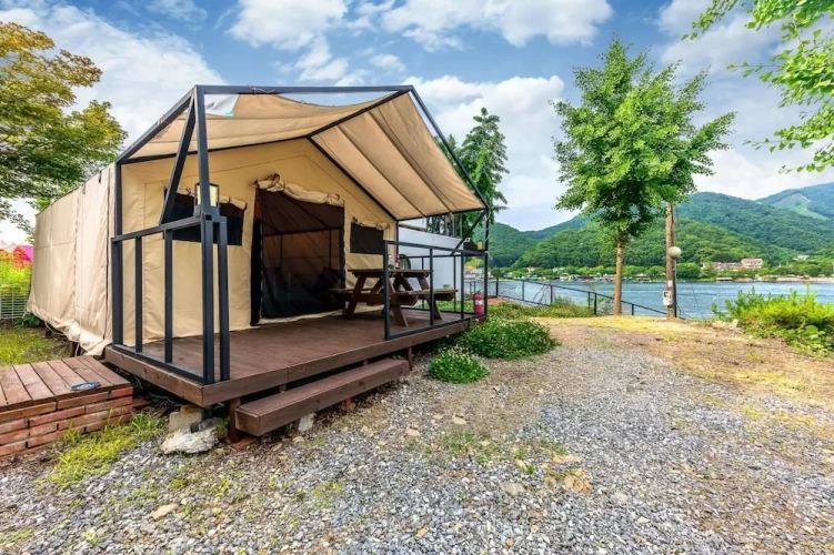 1 Bedroom Tent