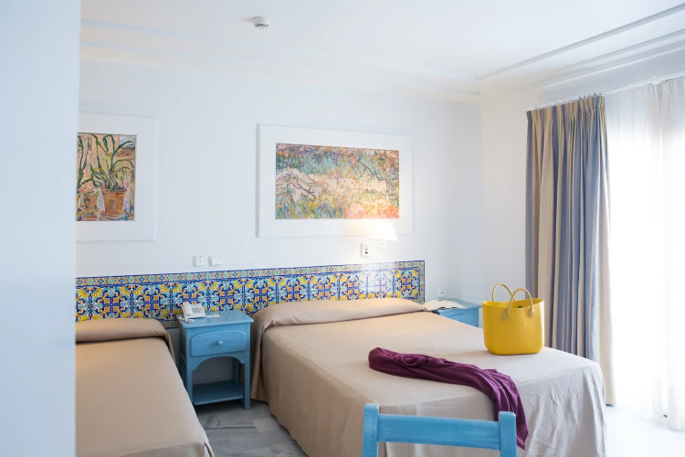 Playa De La Luz Hotel