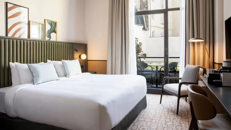 Deluxe Double room with balcony