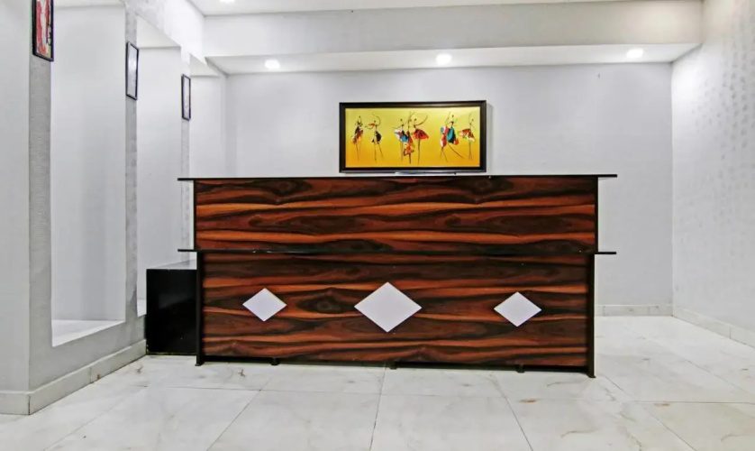 Treebo Modern Stays