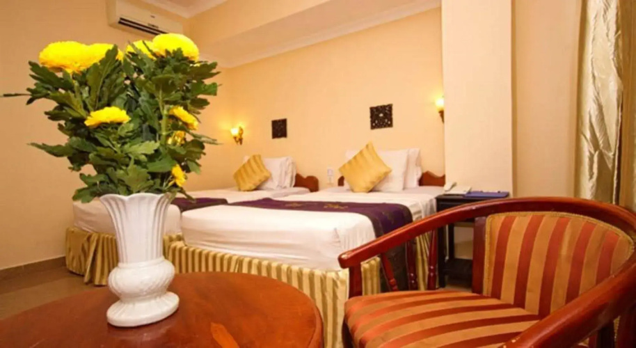 Town View Hotel II