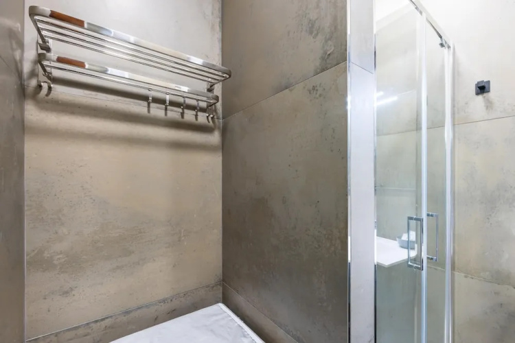 Fresh and Trendy Flat at Vomero