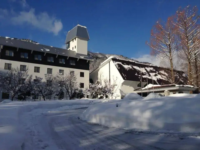 Kuroyon Royal Hotel