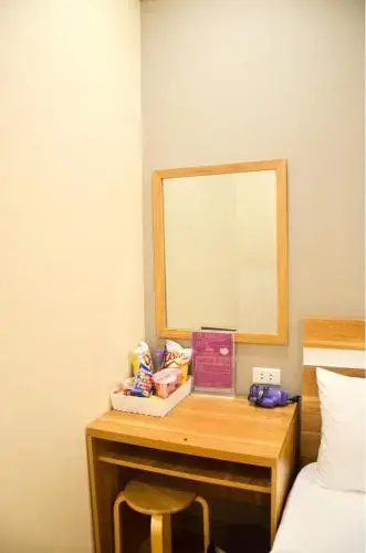 City Hotel