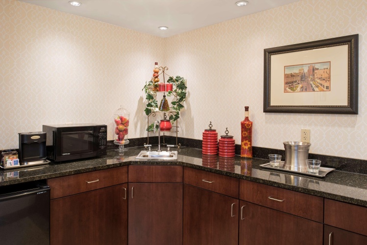 DoubleTree by Hilton Hotel Grand Rapids Airport photo 27