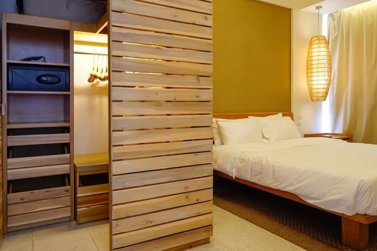 Guest rooms