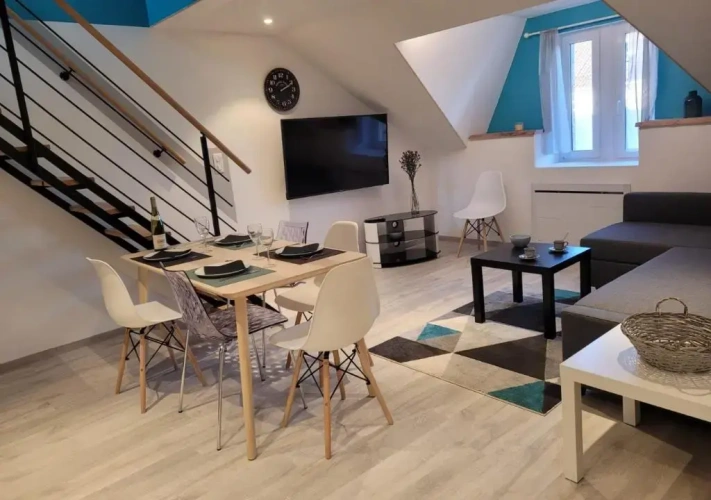 2 Bedrooms Apartment