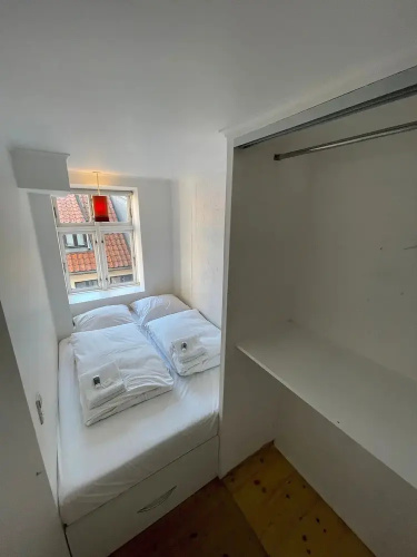 Elegant Apartment In Central
