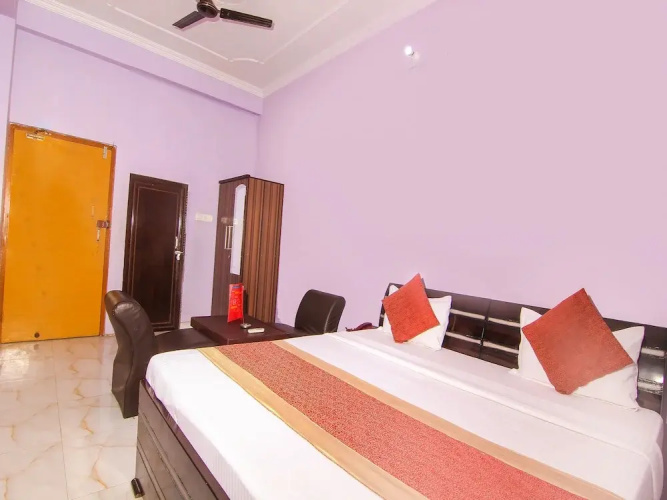 OYO 7441 Gomti Nagar