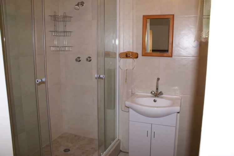 Emerald Guesthouse