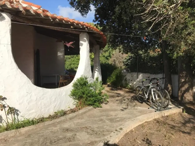 3 Bedrooms Cottage