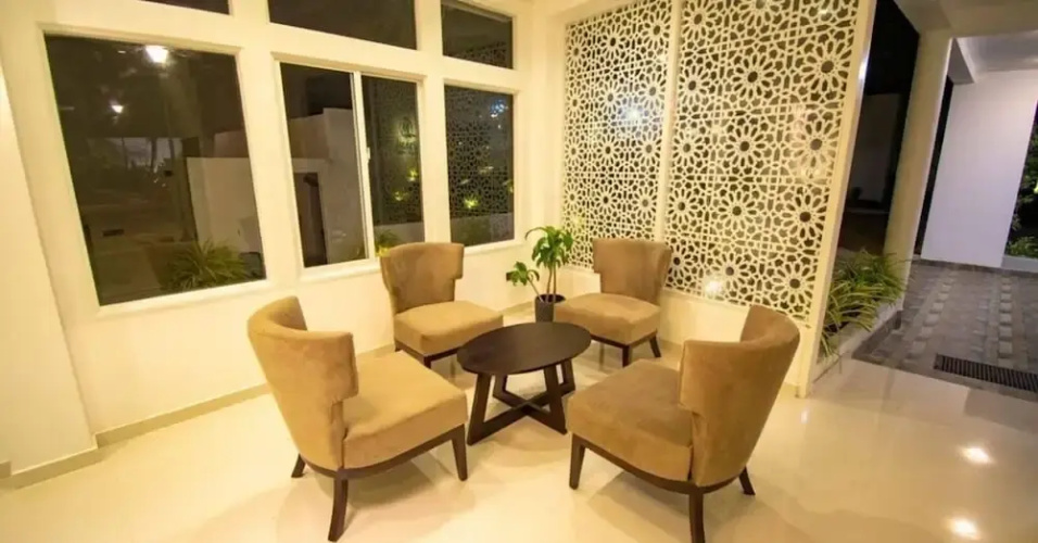 Manara Beach Resort