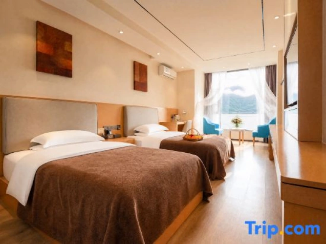 Standard Twin room with sea view