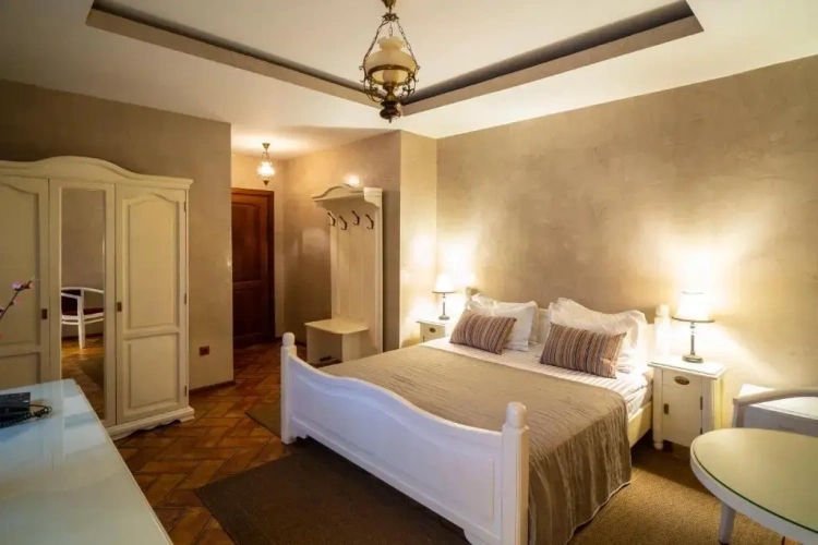 Standard Double room with view