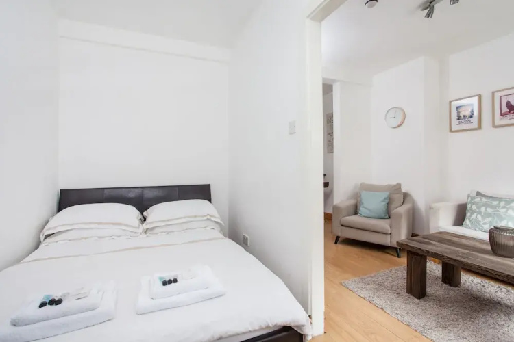 Basic Apartment for Two Amazing Location