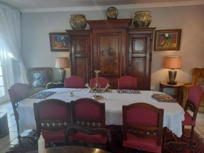 Michael-Angelo Guest House