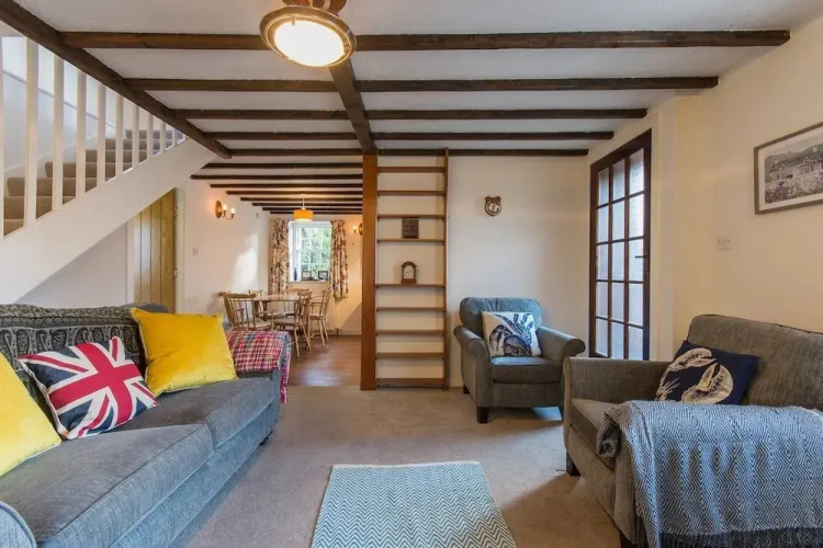 Quirky Cottage